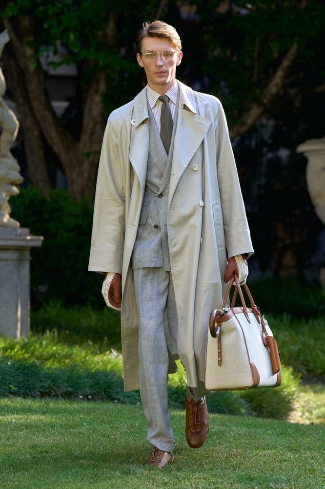 Dunhill Opens Prestigious Middle Eastern Flagship in Dubai Mall