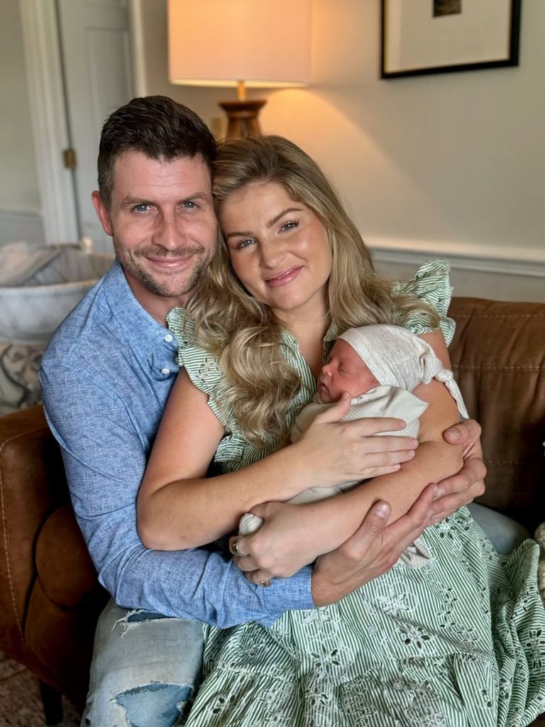 Erin Bates Shares Update on Health Crisis Recovery Four Weeks Postpartum