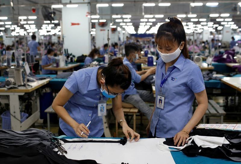 EU Demands Vietnam Chop Red Tape to Boost Trade