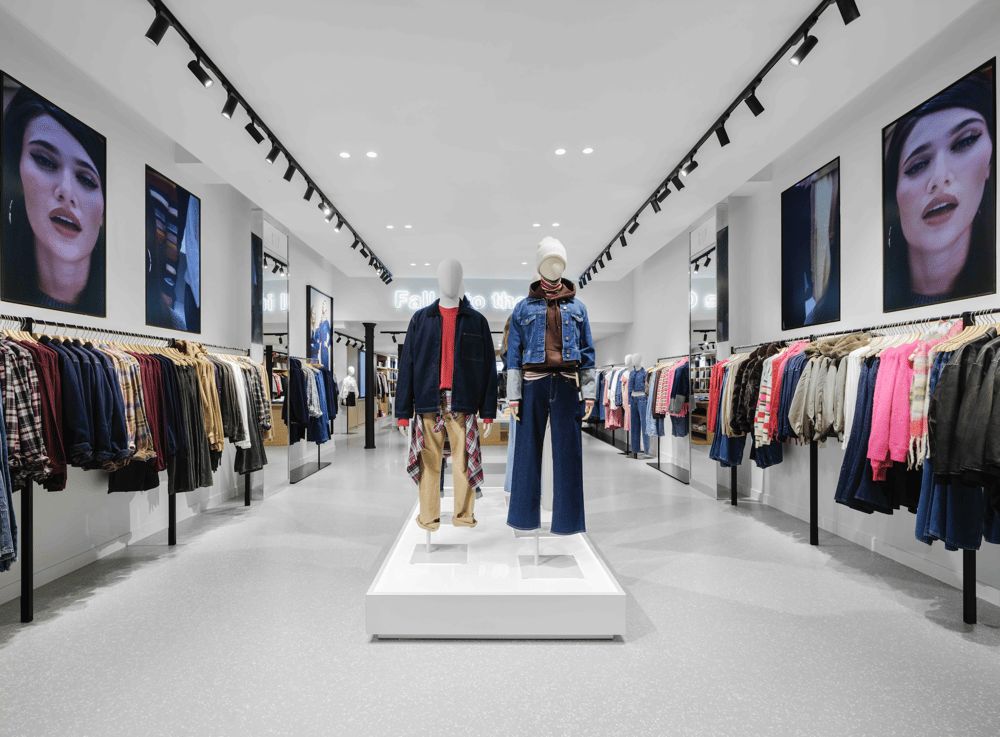 Gap Reimagines UK Retail With Bold Covent Garden Flagship Launch