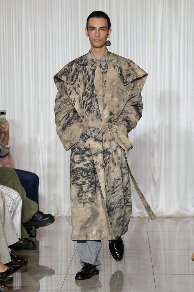 Global Visions: Docherty's Nature-Inspired Artistry Meets Khanna's Bold Indian Couture at LFW Finale