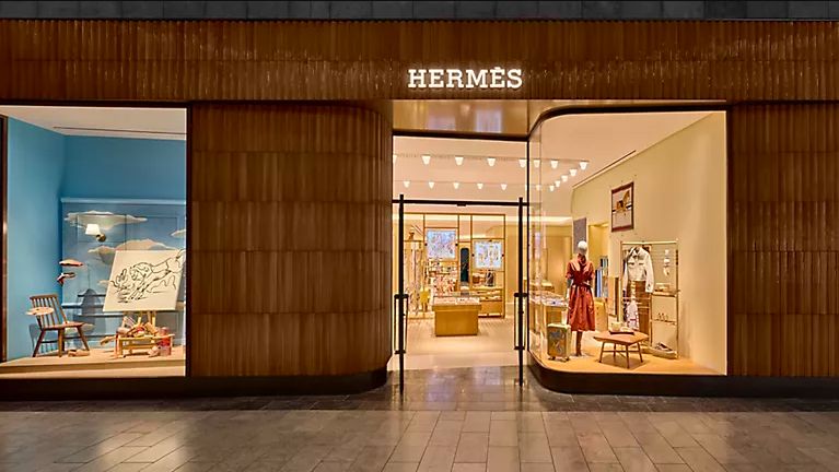 Hermès Opens First Arizona Boutique at Scottsdale Fashion Square