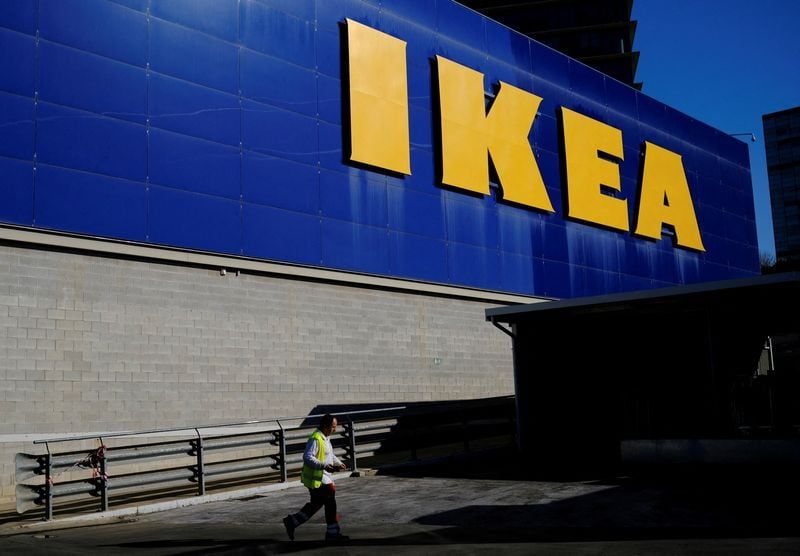 IKEA Bets on Lower Prices Despite Falling Sales
