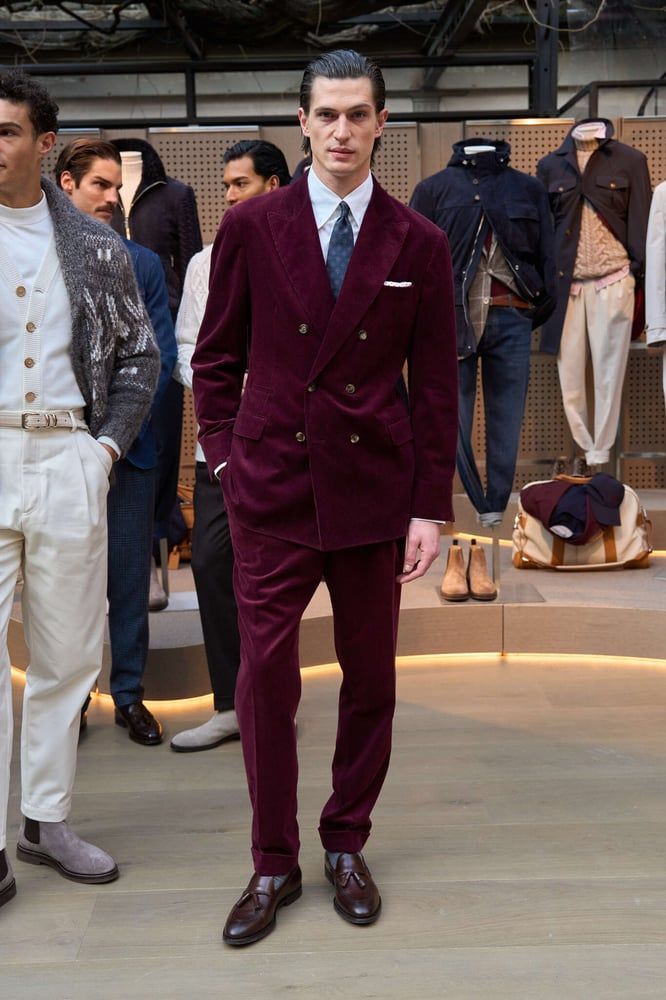 Italian Menswear Exports Dip As Imports Soar Amidst Global Uncertainty