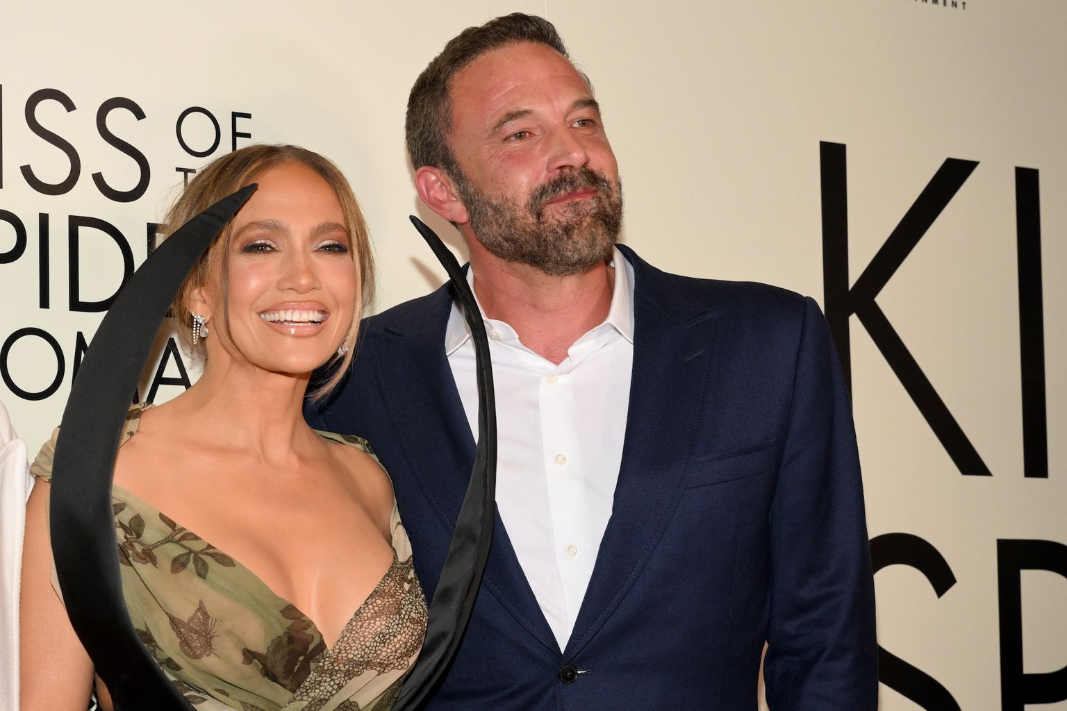 J.Lo and Ben Affleck Reunite on Red Carpet for 