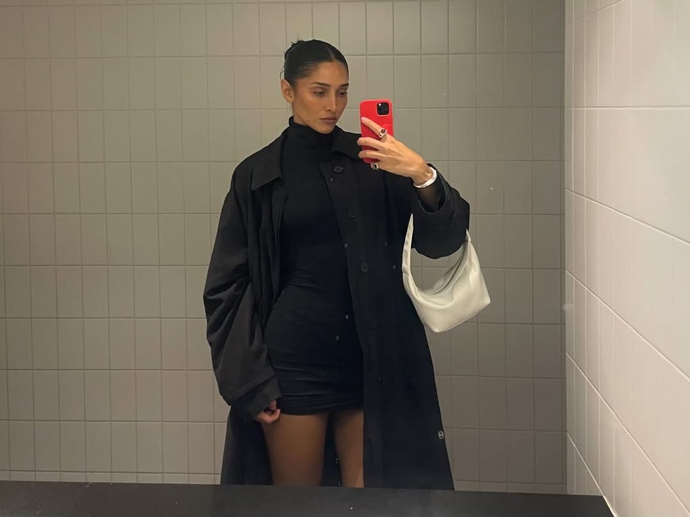 Joe Jonas Sparks Romance With Model Tatiana Gabriela