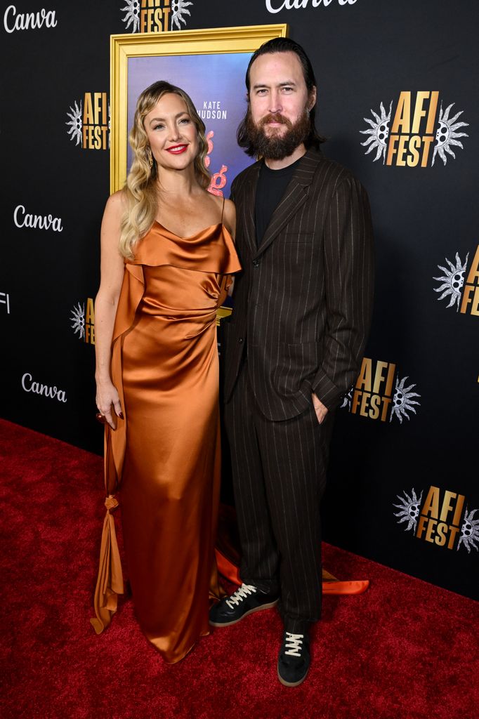 Kate Hudson and Danny Fujikawa A Love Story Built on Connection and Co-Parenting