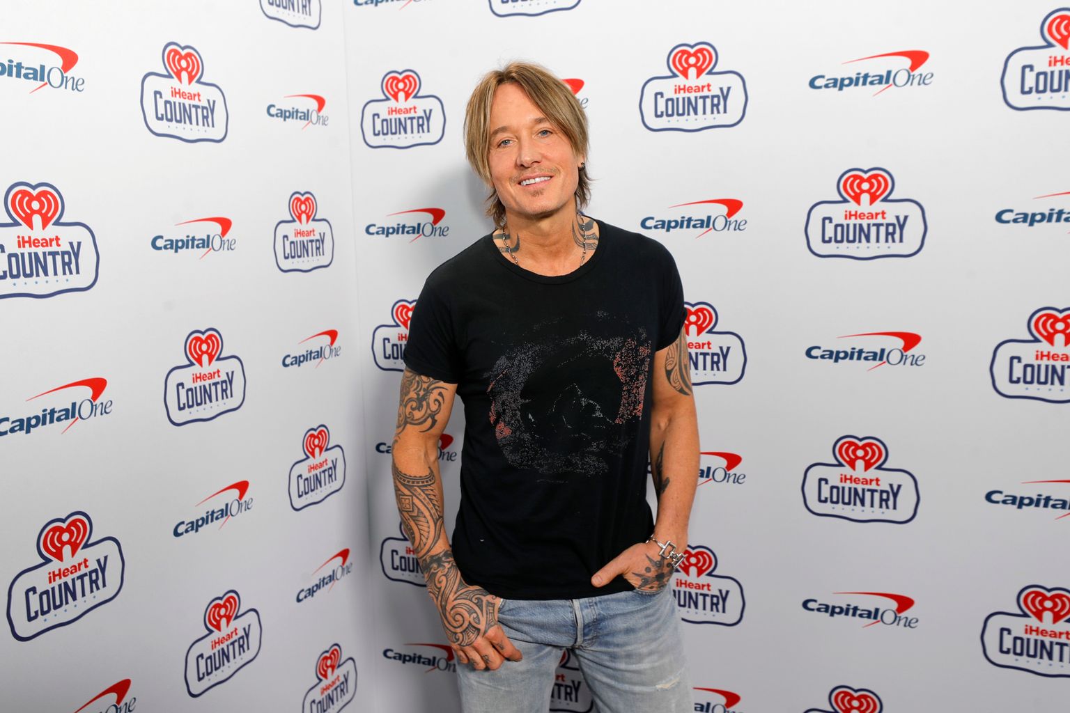 Keith Urban cleverly sidesteps 