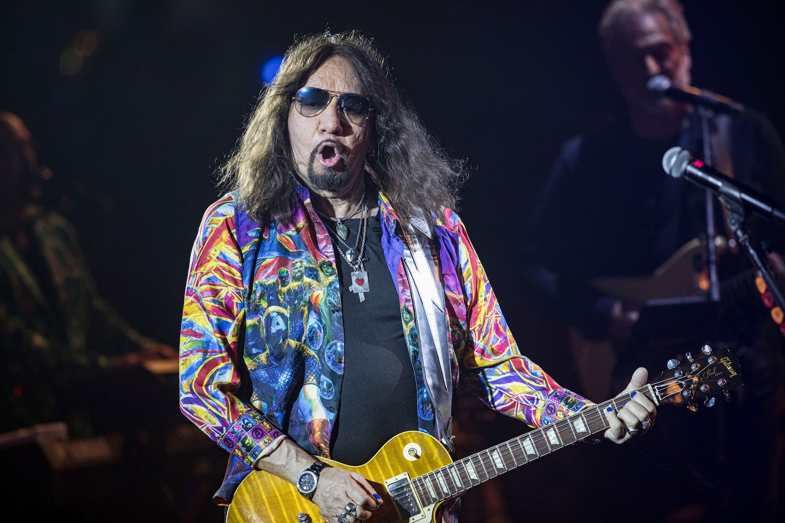 Kiss Founding Guitarist Ace Frehley Dies at 74
