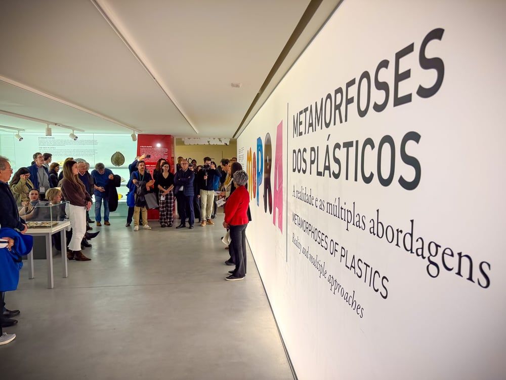 Metamorphoses of Plastics Exhibition Reveals Material's Revolutionary Impact