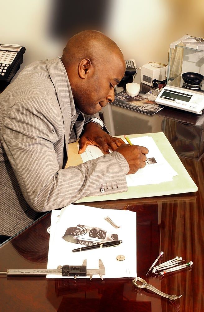 Million Euro Jewellery Heist Rocks French Riviera Designer's Holiday Rental