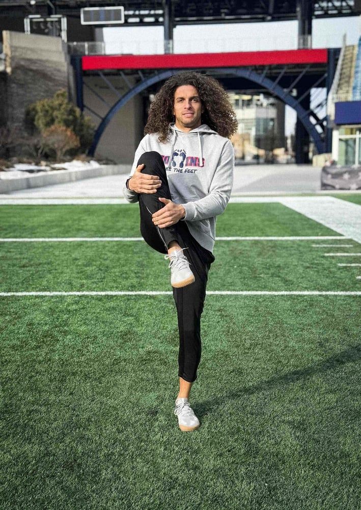 NFL Star Teams with Vivobarefoot to Promote Natural Foot Movement