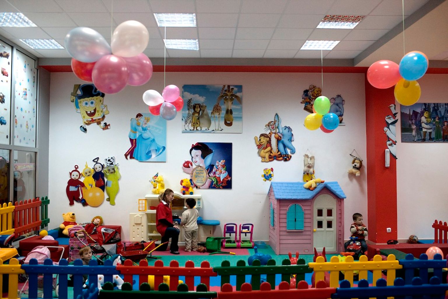 NYC daycare facility permanently closes following cleaning solution incident and prior abuse allegations.