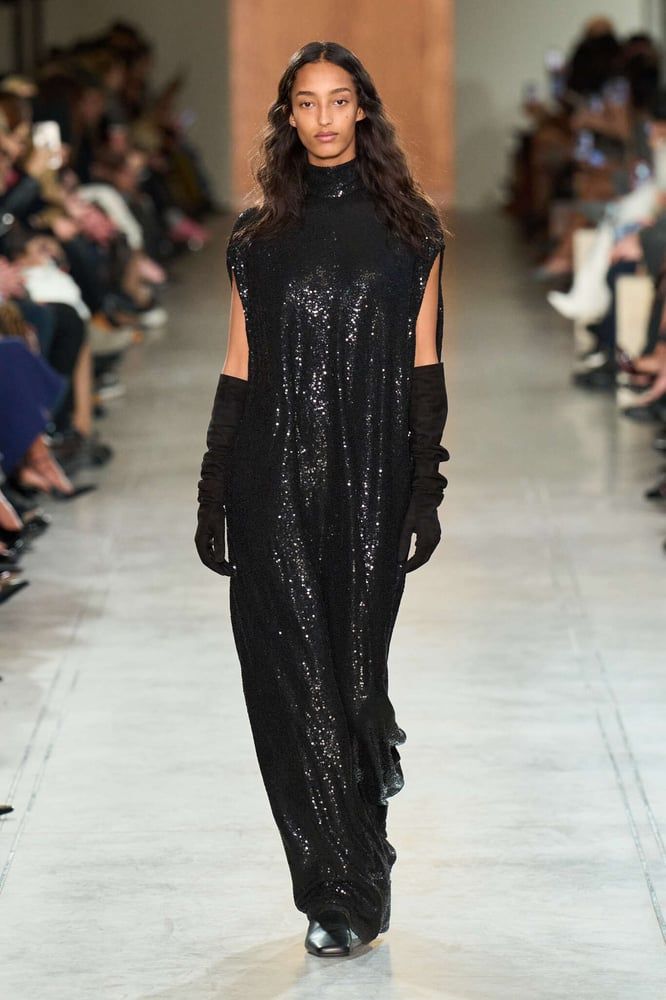 NYFW Faces Identity Crisis Amid Designer Departures and Reform Push NYFW Faces Identity Crisis Amid Designer Departures and Reform Push