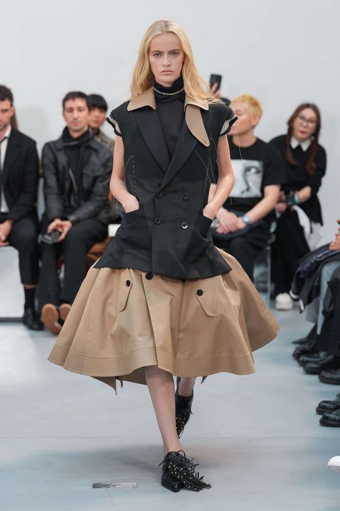 Paris Fashion Week: Volume, Sparkle, and Redefined Elegance for Spring-Summer 2026