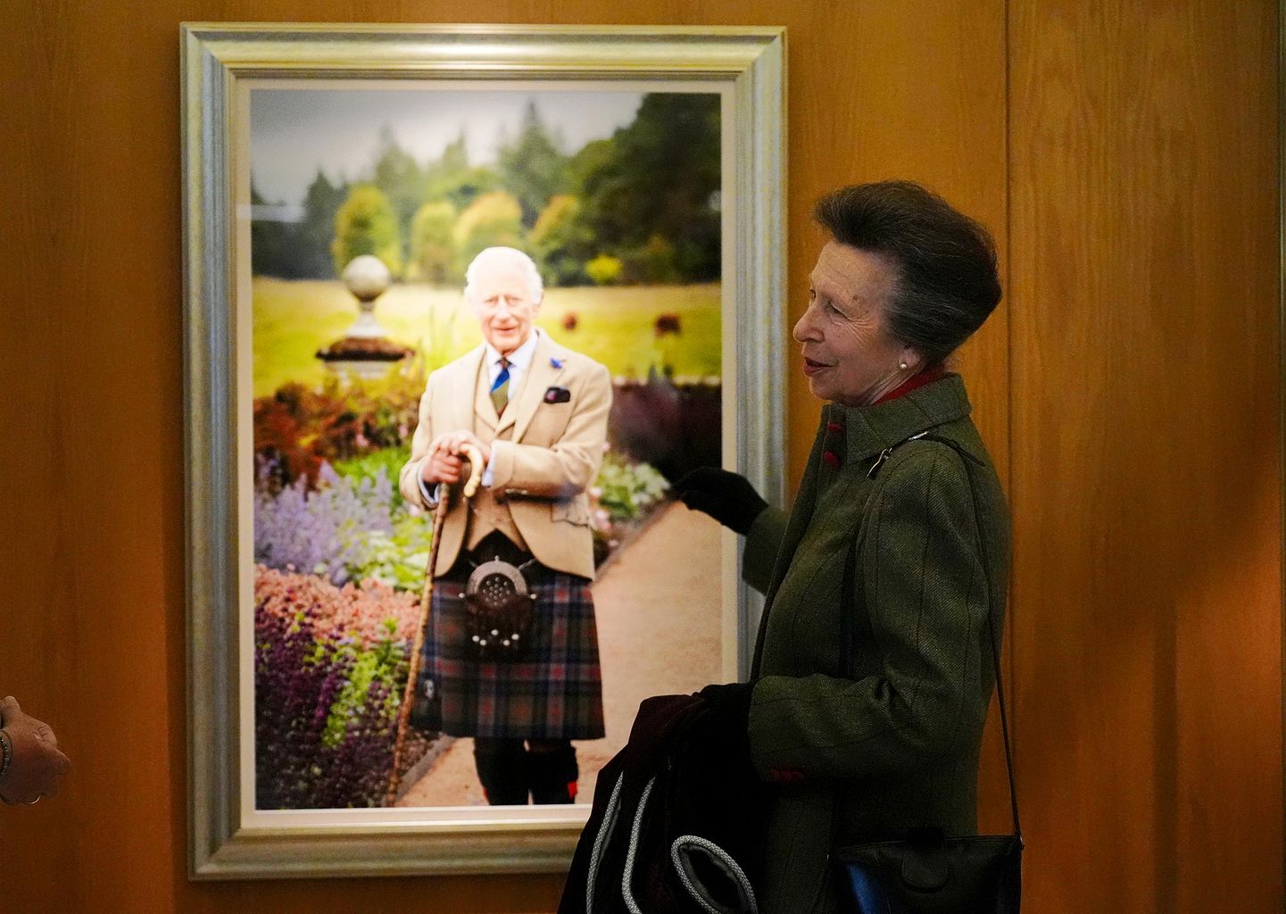 Plaid King and Cane: Charles' New Portrait Unveiled in Scotland