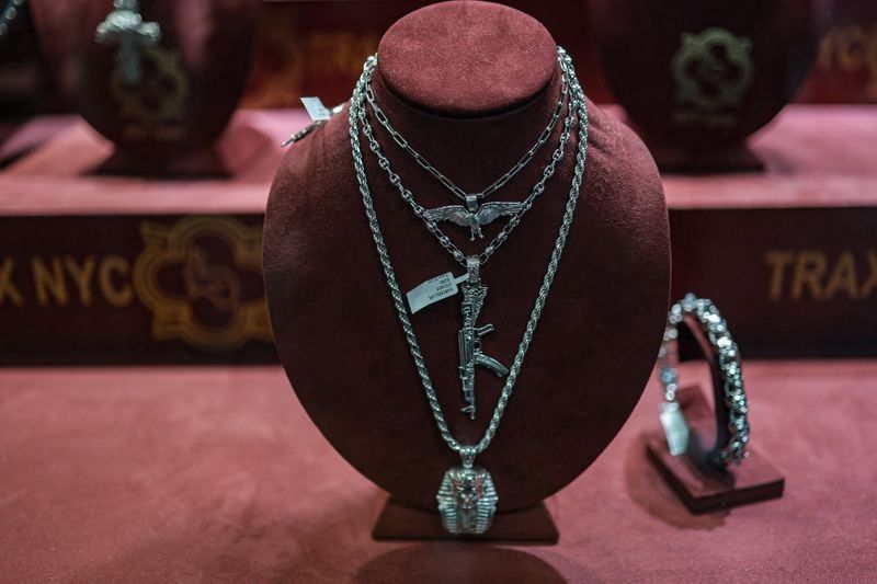 Precious Metals Surge to Record Highs Fueled by Global Uncertainty