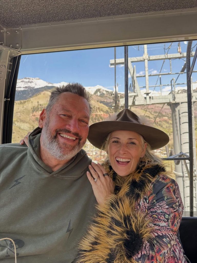 Ricki Lake Celebrates Anniversary, Reflecting on Love and Resilience After Loss