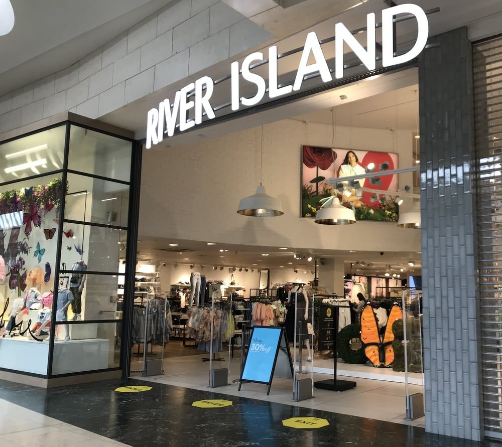River Island accelerates store closure programme after £124 million loss.