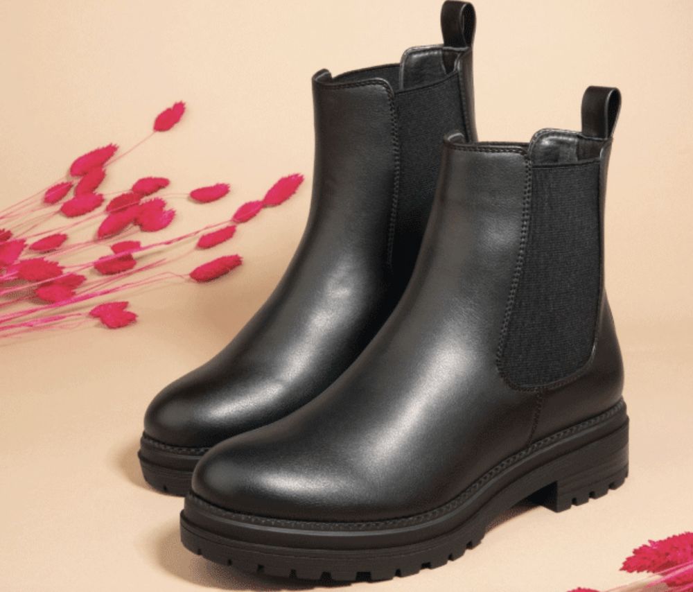 Shoe Zone Navigates Tough Retail Climate with Cautious Outlook and Healthy Cash Reserves