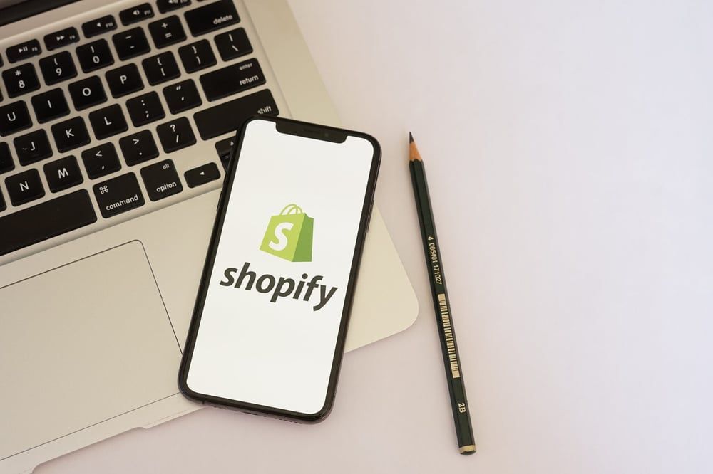 Shopify Suffers Cyber Monday Outage Disrupting Sales and Payments