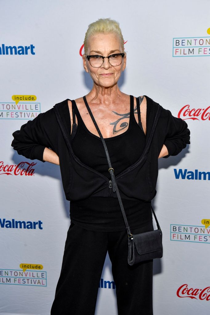 Susan Powter Comes Out as Completely Lesbian and Embraces a Hermit Lifestyle