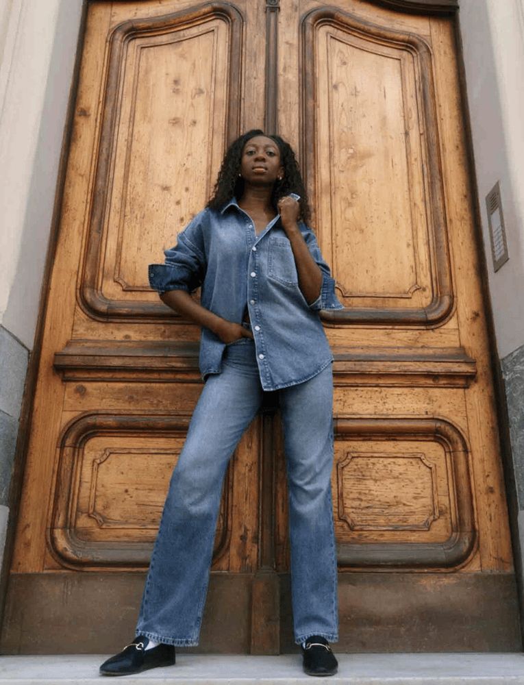 UK Women's Denim Obsession Fuels £3.2 Billion Market Driven by Gen Z
