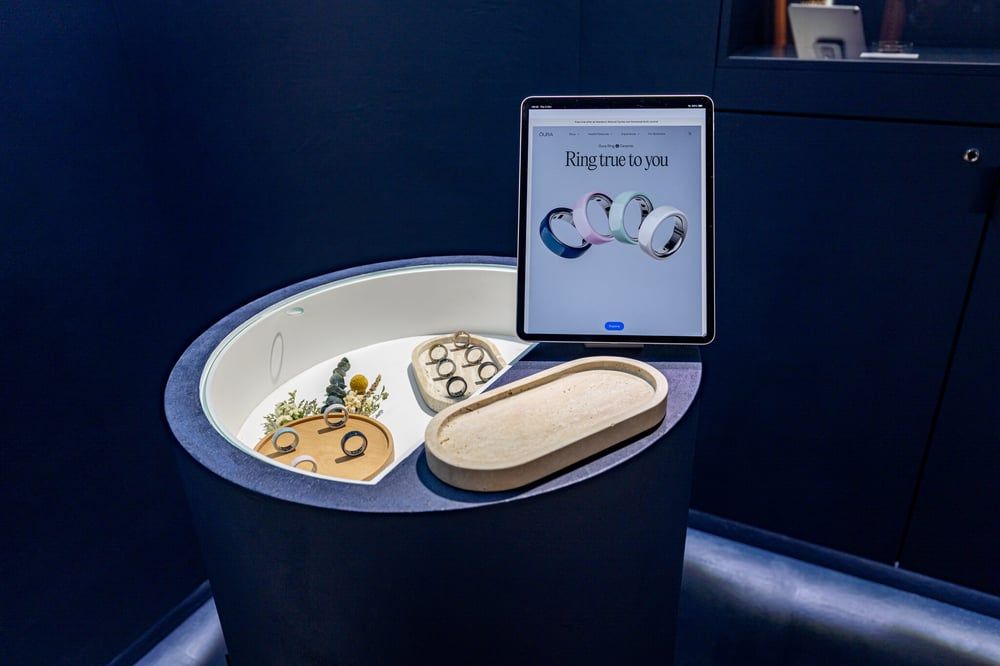 Ōura Rings Elevate Tech and Style with Harrods Luxury Debut