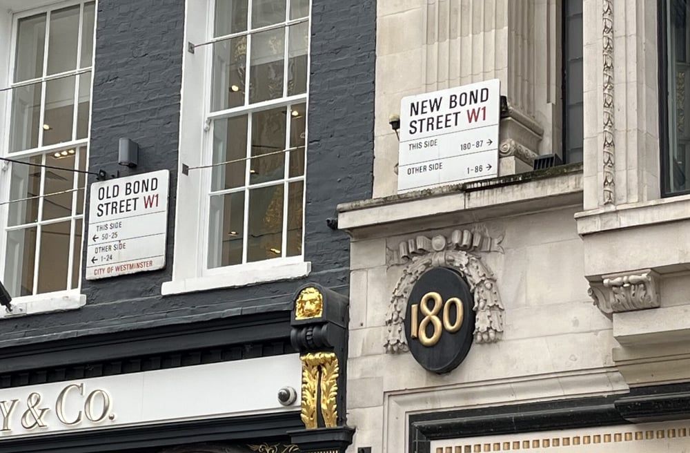 West End Shoppers Brace for Modest Festive Boost Driven by International Buyers